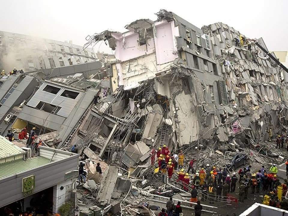 2008, un terremoto de magnitud 8.0 en la escala de richter, con epicentro en wenchuan, en la provincia china de sichuan, causa al menos 87 mil muertos
