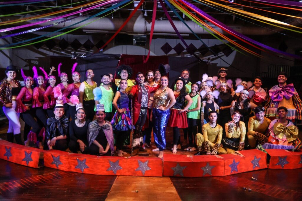 %22circo, maroma y danza%22 conquista al público local en centro municipal de las artes