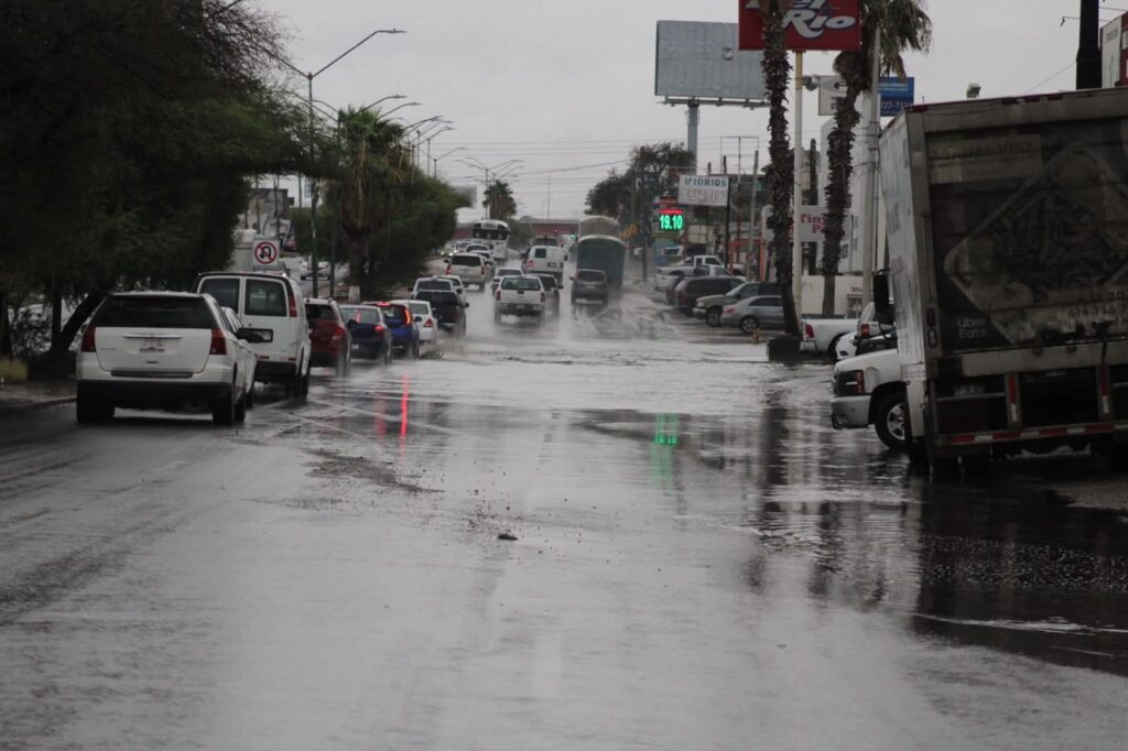 Exhorta seguridad vial a conducir con precaución ante presencia de lluvia en juárez