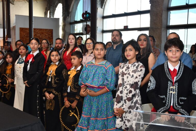 Fomentan el talento artístico con concursos regionales de canto y danza en primarias