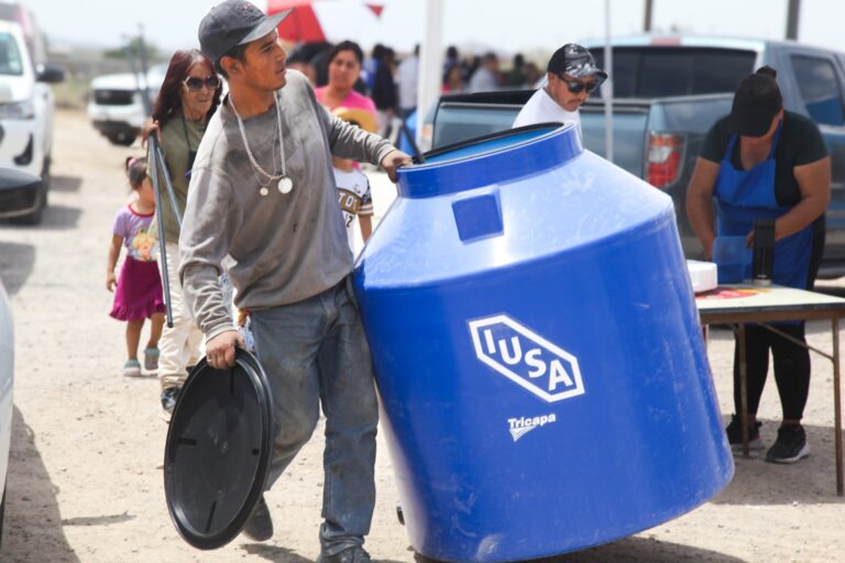 Inician programa %22agua para todos, la junta contigo%22 en la zona de 'los kilómetros'