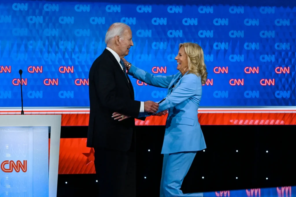 Jill biden’s reaction to biden’s 2024 debate ‘he’s having a stroke’