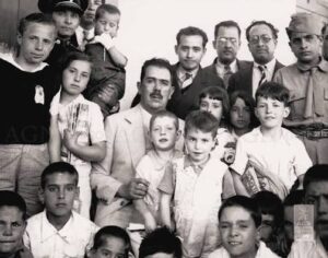1937, llegan al puerto mexicano de veracruz los 456 niños españoles enviados por sus padres durante la guerra civil