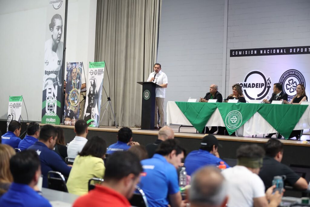 Encabeza pérez cuéllar inauguración del congreso nacional del conadeip