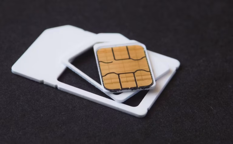 Investiga policía cibernética mercado negro de chips supuestamente registrados