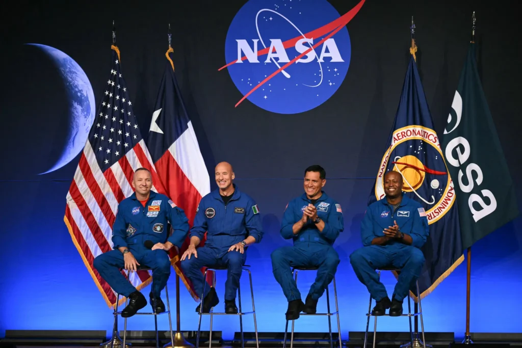 Nasa announces its artemis iii astronauts