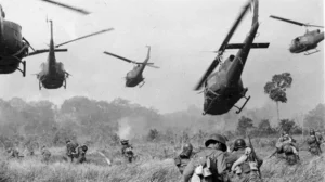 1969, Estados Unidos comienza la retirada de sus tropas de Vietnam