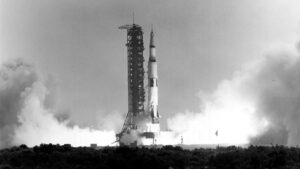 1969, se produce el lanzamiento desde Cabo Cañaveral, en Florida, Estados Unidos, de la nave espacial Apolo XI