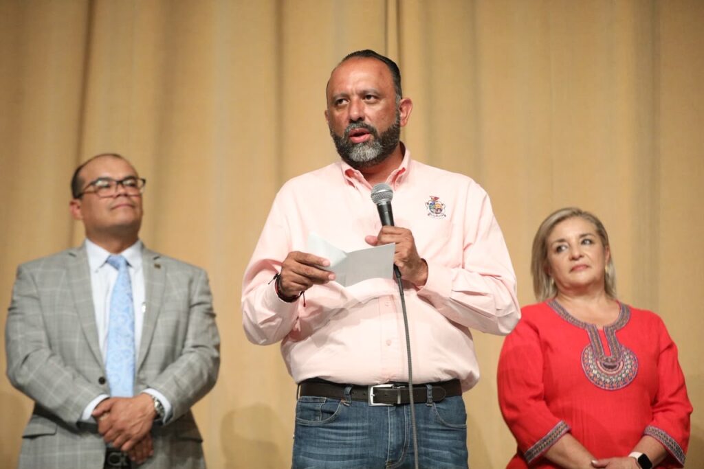Alcalde inaugura la edición 44 del Festival de Teatro de la Ciudad