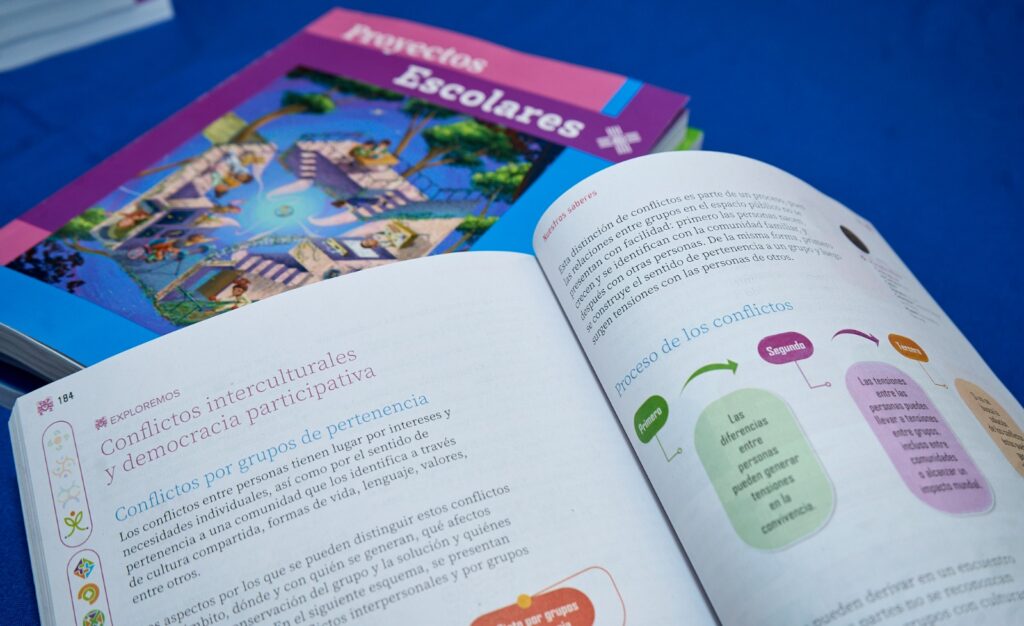 Avanza recepción de libros de texto gratuitos de Educación Básica para ciclo 2026