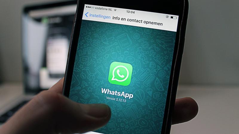 Crecen estafas en grupos de WhatsApp configuración que debes activar para protegerte