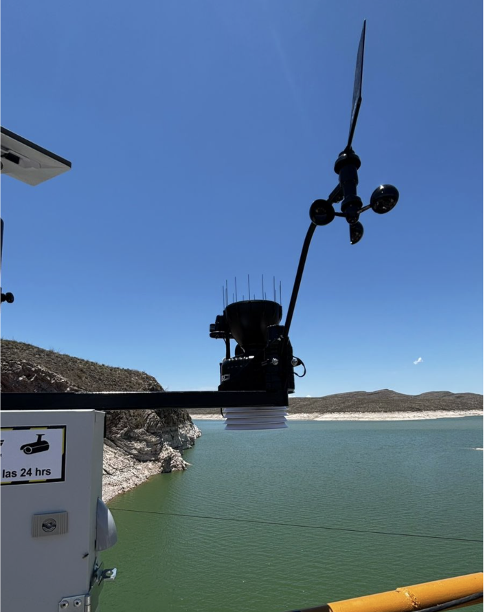 Fortalece SDR el monitoreo climático con la entrega de 20 estaciones meteorológicas