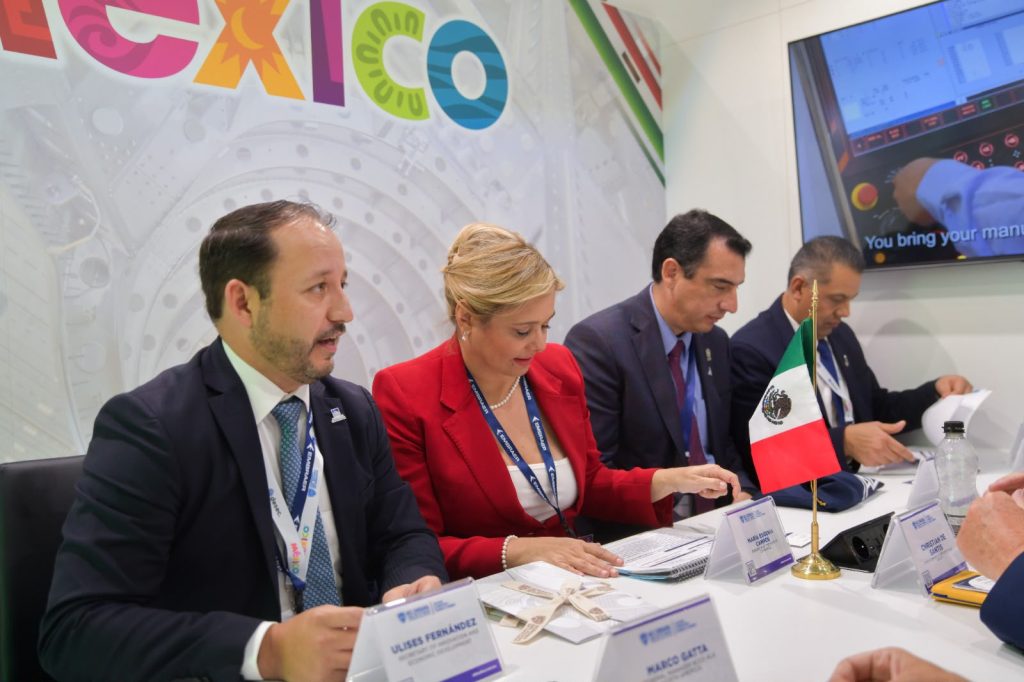 Maru Campos concreta en Londres la llegada de ALA Corporation a Chihuahua