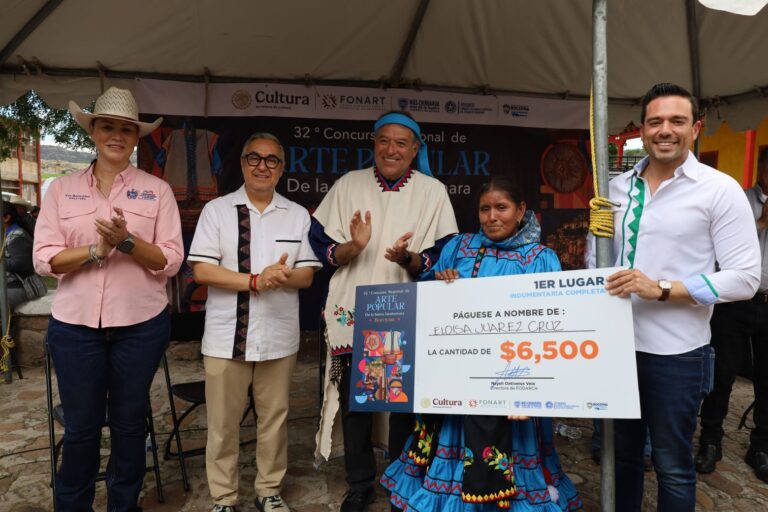 Reconocen la excelencia en concurso de arte popular de la Sierra Tarahumara