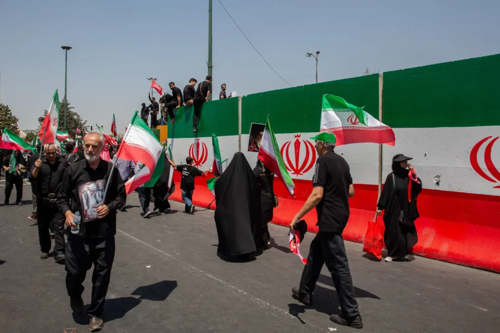 U.S. and Iran exchange strikes for fifth straight day2