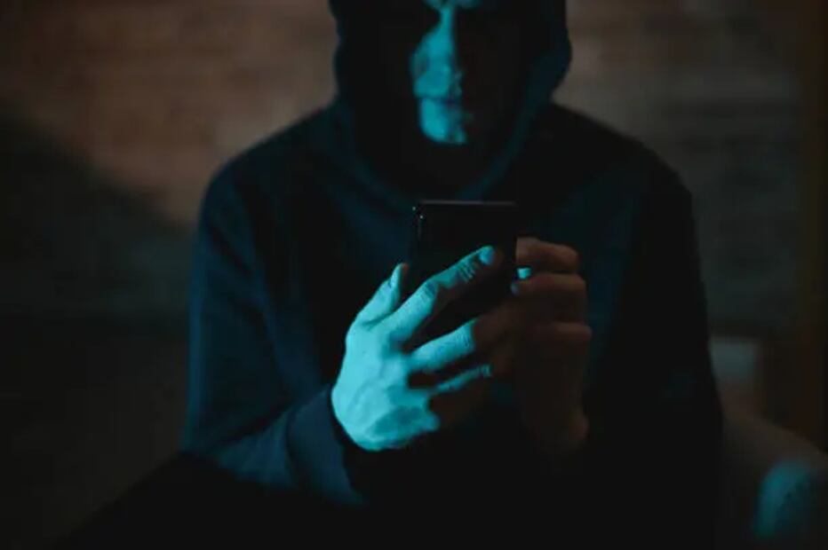 ¡Mucho cuidado! Esto pasa si le contestas a números que empiezan con +27 o +91
