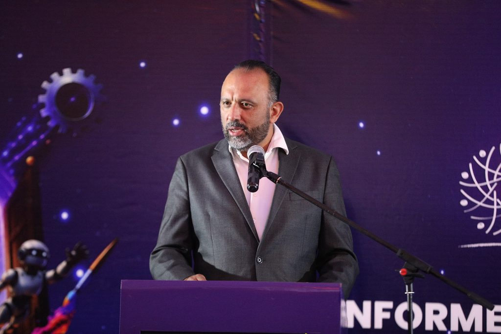 Acude Presidente Municipal a informe de actividades 2025 de La Rodadora