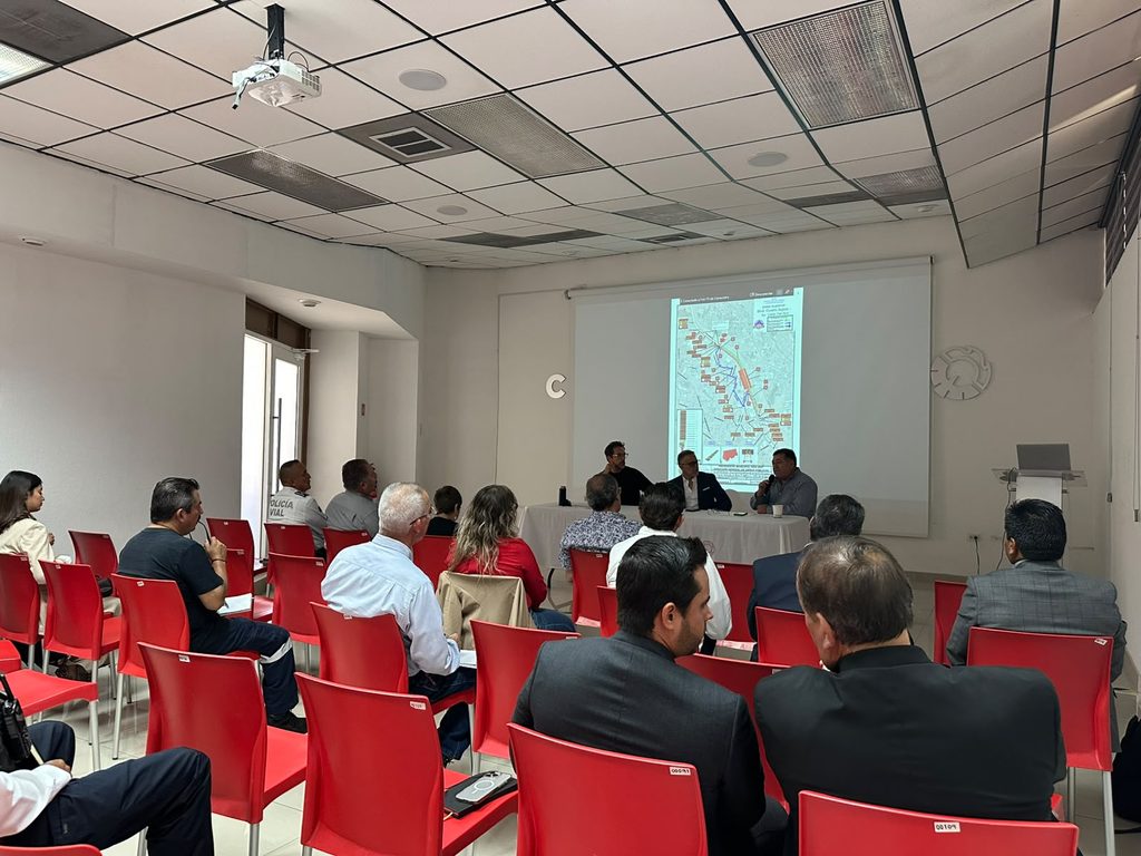 Analizan transportistas y Municipio la construcción de puente en Juan Pablo II