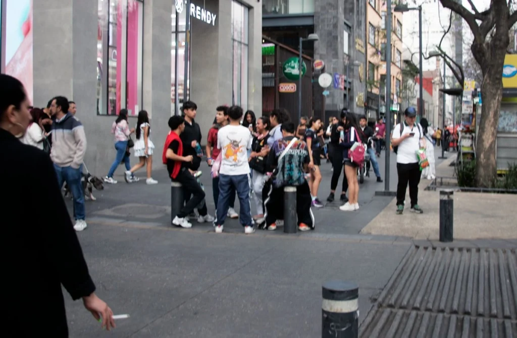 En México, al menos 4.5 millones de jóvenes de 15 a 29 años no estudian ni trabajan