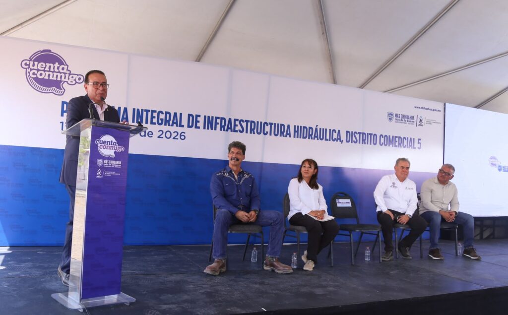 Entregan JCAS y JMAS Juárez sanitario y obra de captación pluvial en la calle Apolo