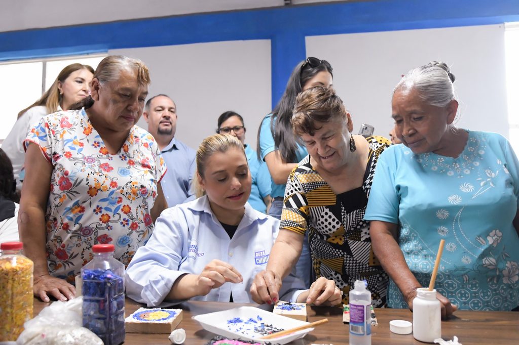 Maru Campos continúa su %22Ruta Chihuahua%22 con visita al Cerenam de Creel, Bocoyna