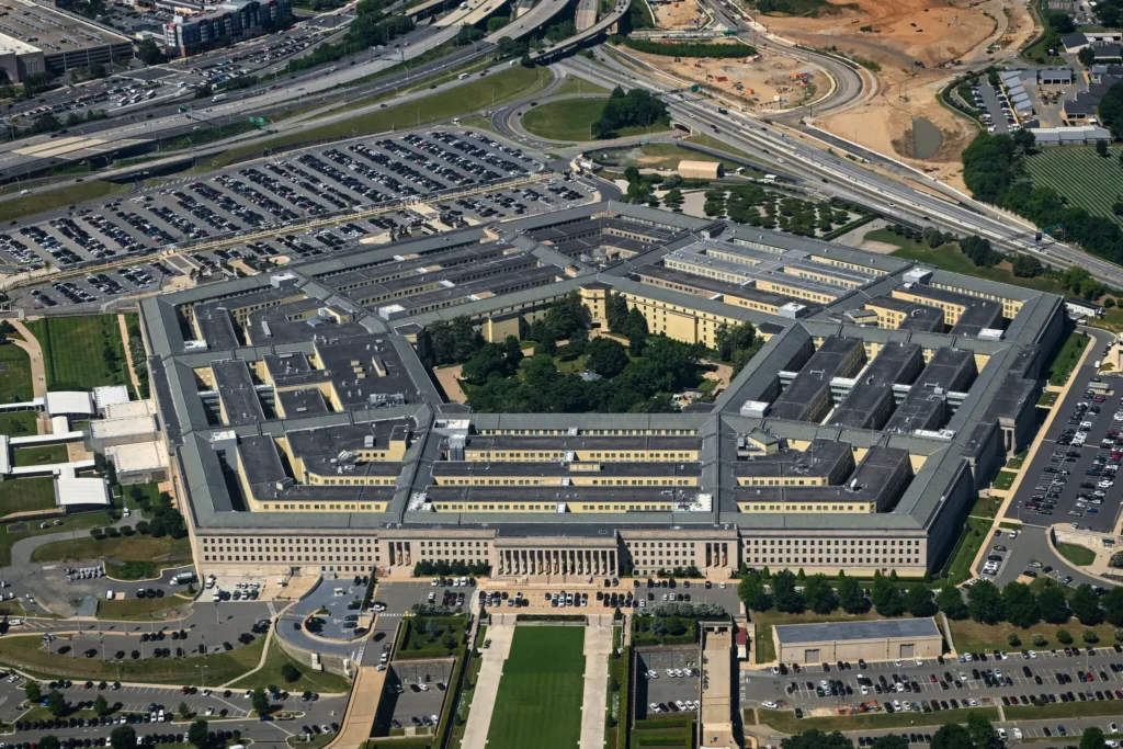The U.S. military wants A.I. dominance. Feuds and China may thwart it