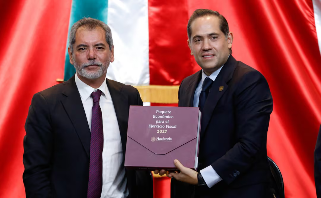 Entrega Hacienda paquete económico 2027; estima un crecimiento de 1.5 a 2.5