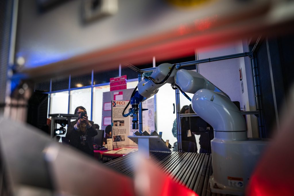 Jóvenes chihuahuenses pueden participar en la Feria de Ciencias e Ingenierías