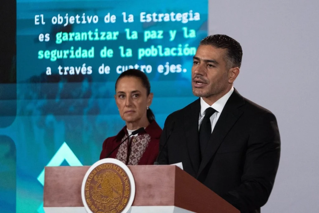Van 111 funcionarios públicos detenidos por vínculos con crimen organizado Harfuch