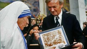 1979, la Madre Teresa de Calcuta, Premio Nobel de la Paz