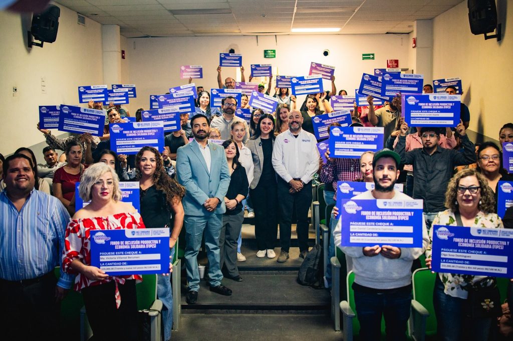 Entrega Desarrollo Humano financiamientos a 48 emprendedores de Juárez