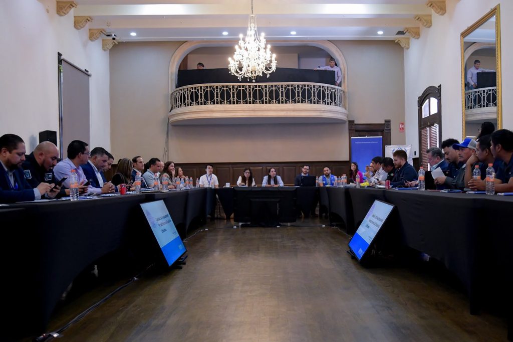 Fortalecen la coordinación para atender desplazamiento forzado interno en Chihuahua